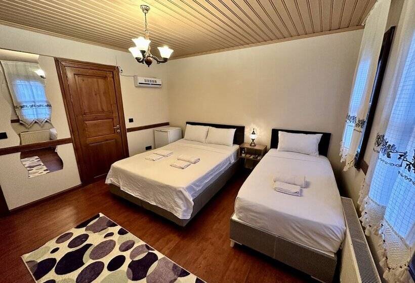 ペンション Melkan Otel Guest House