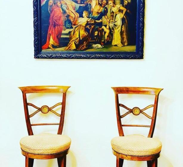 پانسیون Palazzo Lari Luxury Accommodation