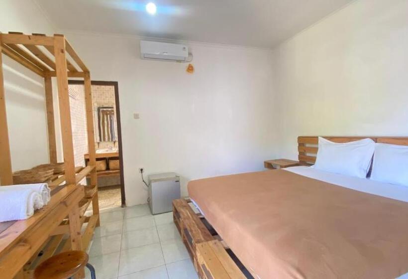 بنسيون Santai Desa