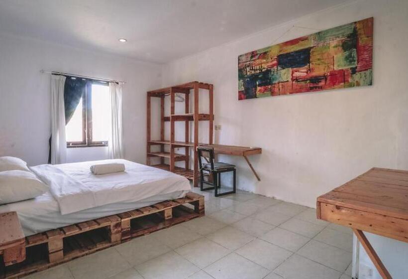 بنسيون Santai Desa