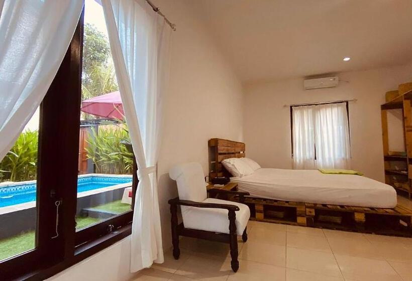 بنسيون Santai Desa