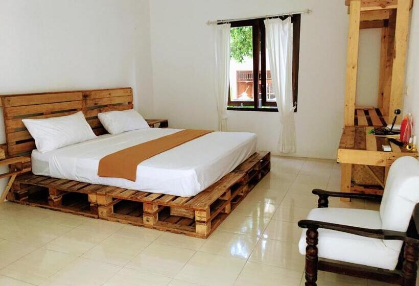 بنسيون Santai Desa