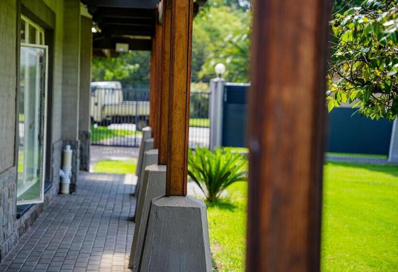 פנסיון Sar Guesthouse