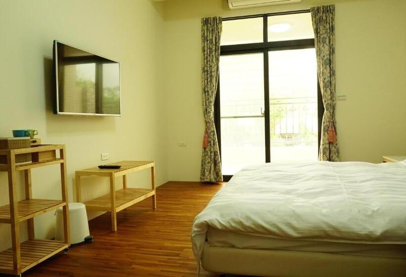 پانسیون Warm Home