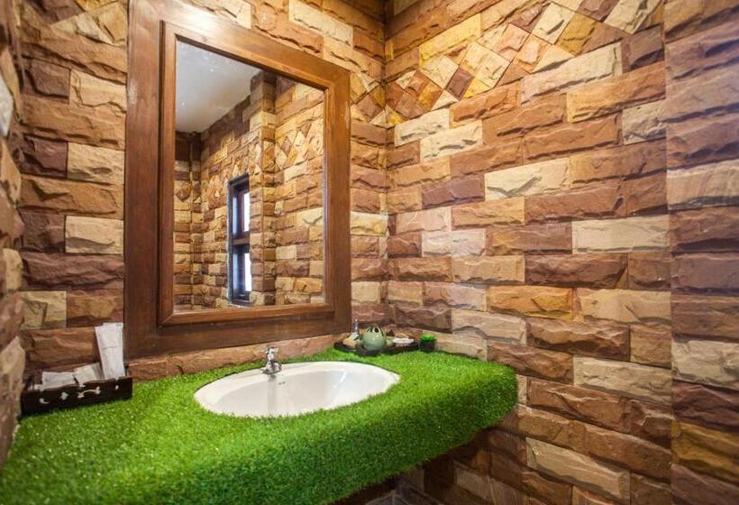 リゾートホテル Achawalai Residence Village By Song