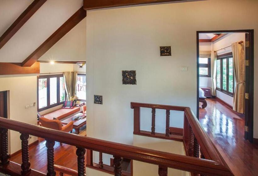 リゾートホテル Achawalai Residence Village By Song