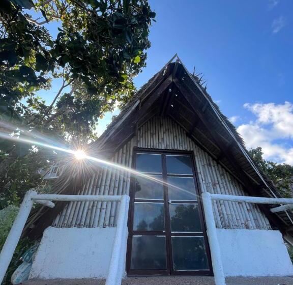 استراحتگاه Borac Bay View