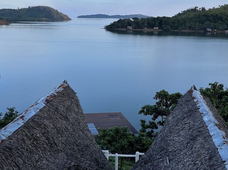 استراحتگاه Borac Bay View