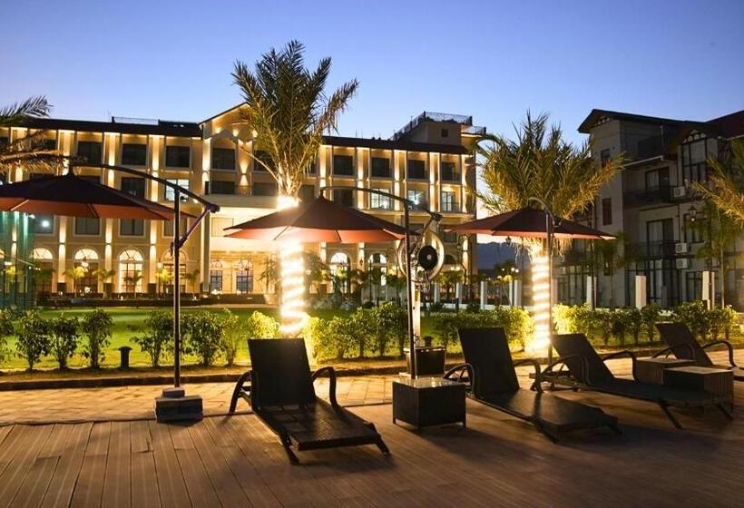 אתר נופש Mystique Mayong