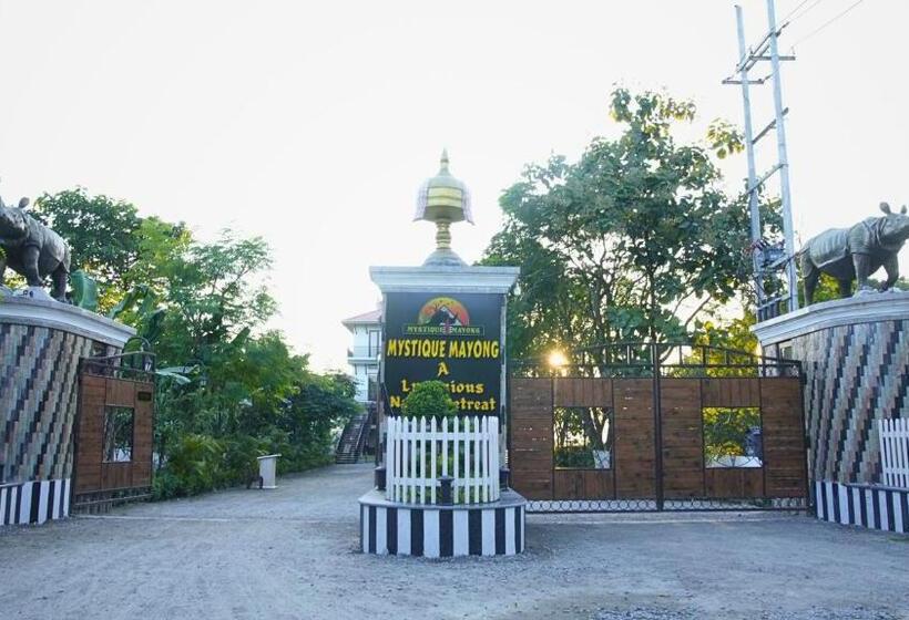 אתר נופש Mystique Mayong