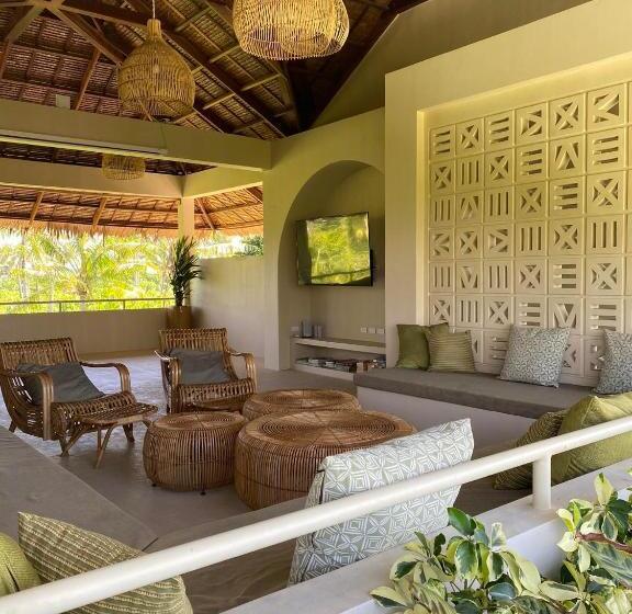استراحتگاه Schönhouse Villa Siargao