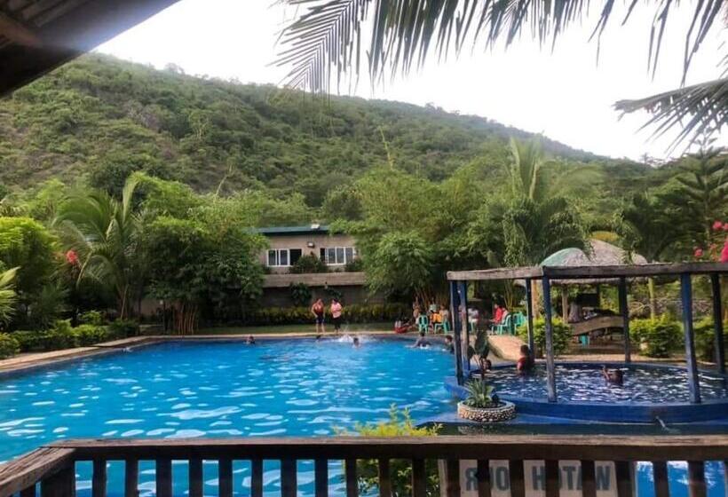 استراحتگاه Sevilleja S Farm Danglas Abra