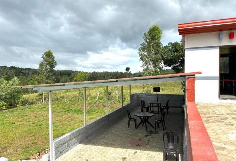 منتجع Siri Vismaya Home Stay