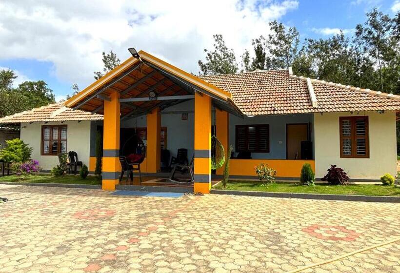 منتجع Siri Vismaya Home Stay