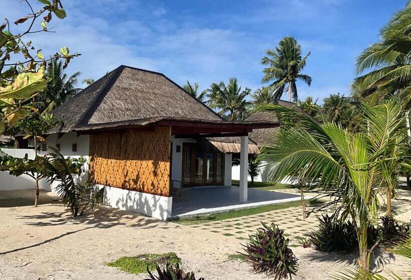 استراحتگاه Yapak Beach Villas