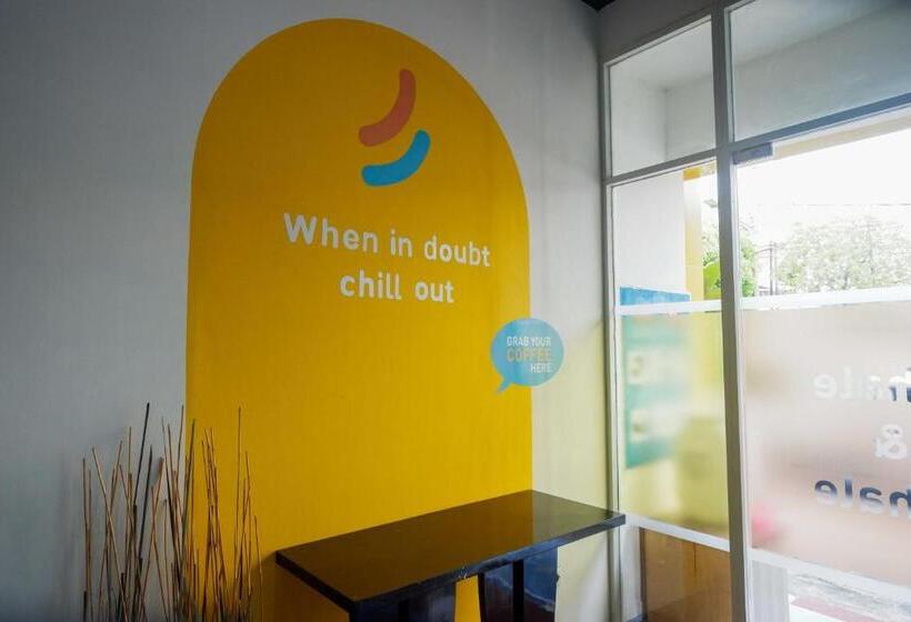 Sans Hotel International Surabaya