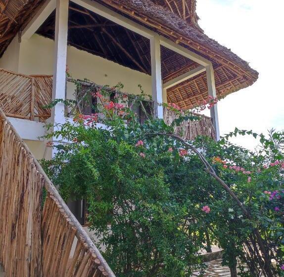 Secret Place Hotel By Hello Tanzania Tours& Safaris