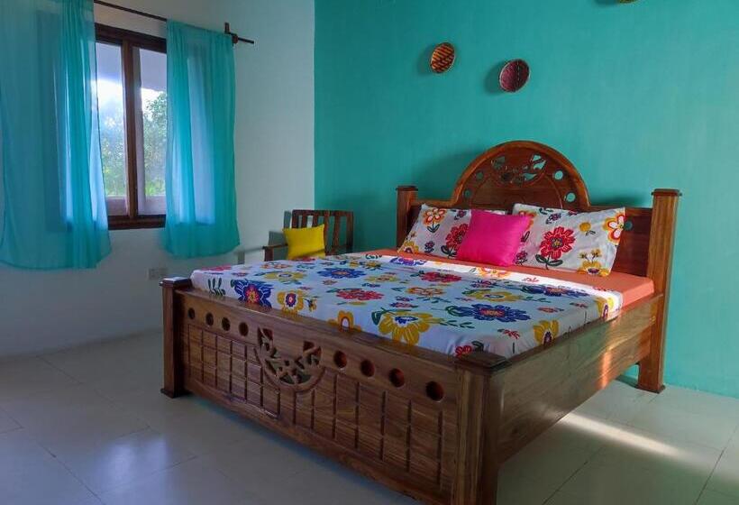 Secret Place Hotel By Hello Tanzania Tours& Safaris