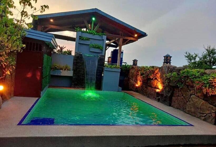 Siargao Vibes Private Resort