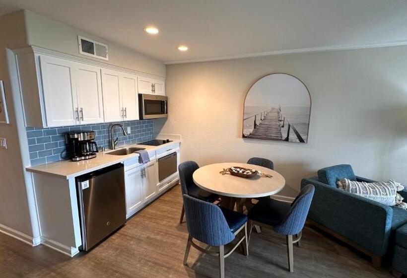 Spectacular Ocean View   3 Heated Pools   Seascape