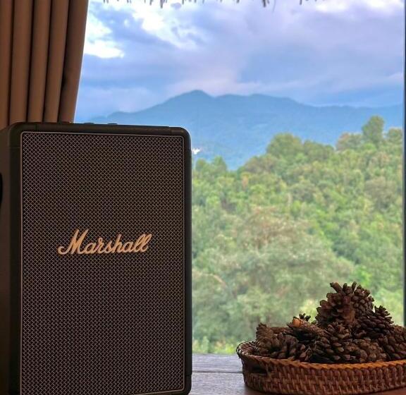 Utopua Resort ยูโทปัวว์ รีสอร์ท