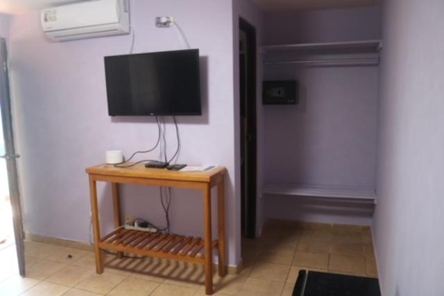 Uverito Sand Dollar B&b