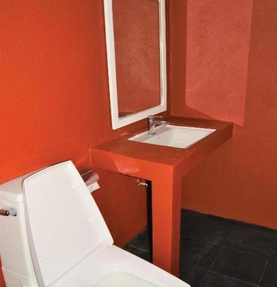 World Cat Beach & Resort เวิลด์แคท บีช แอนด์ รีสอร์ท