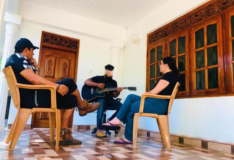 호스텔 Grand Refuge Holiday Rooms