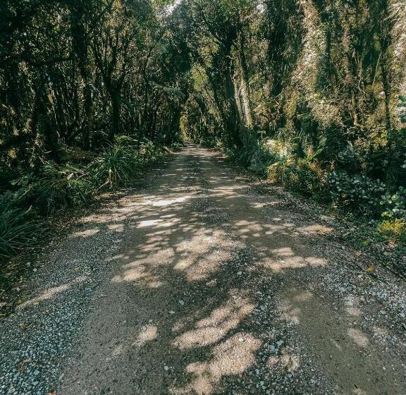 هاستل Lake Mahinapua