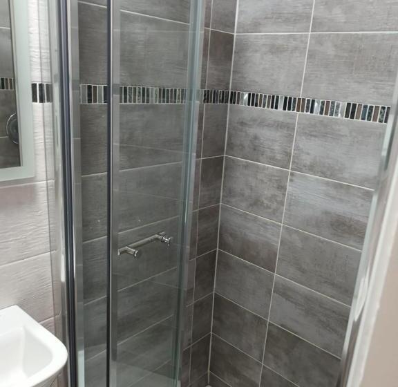 ベッドアンドブレックファースト Annascaul House