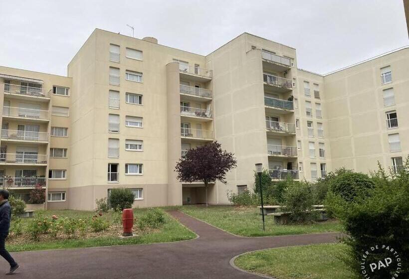 مبيت وإفطار Bord De Seine Homestay Easy Paris Access