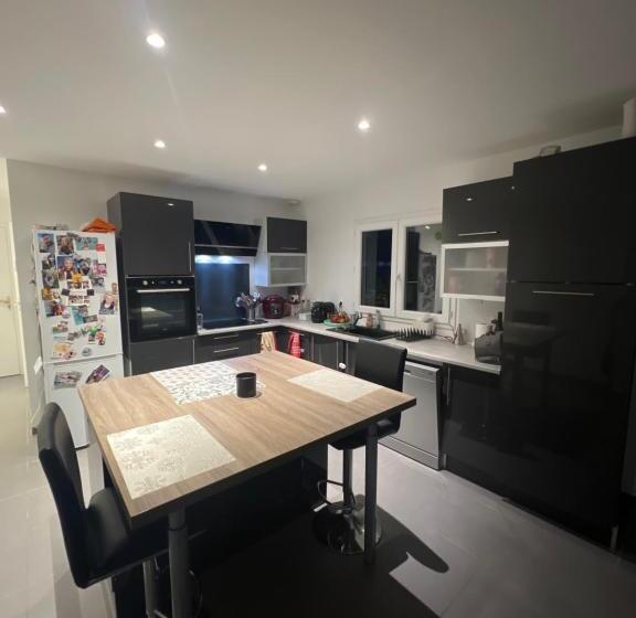 민박 Chambre Chez Thomas