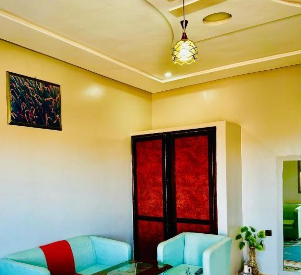 تختخواب و صبحانه Complexe L Oasis