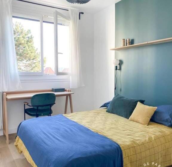 住宿加早餐 Eiffel Tower View Paris Saint Lazare 25 Minutes / La Defense 15 Minutes