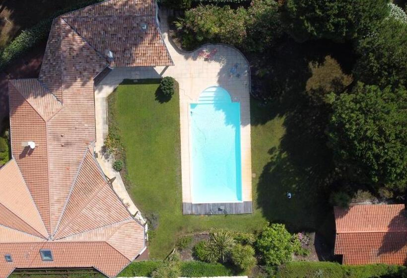 צימר La Villa Des 3 Pins