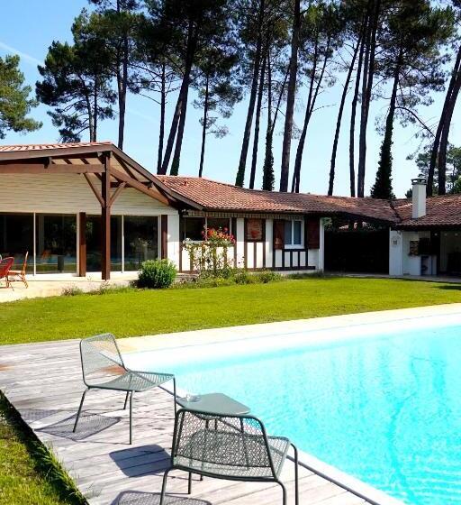 צימר La Villa Des 3 Pins