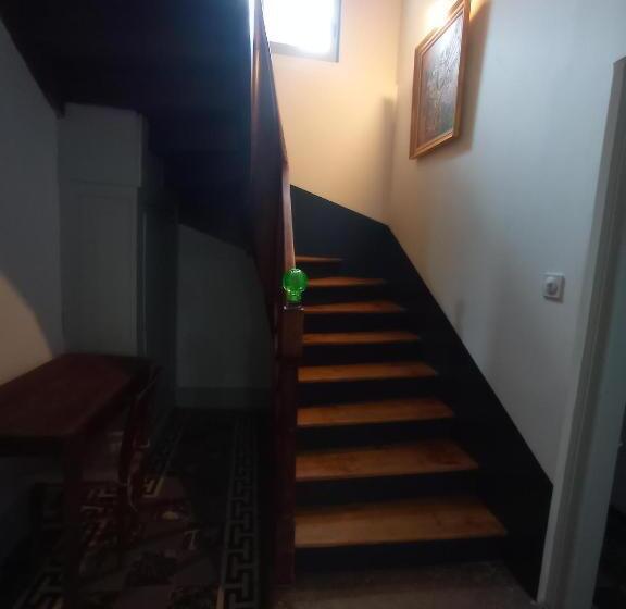 مبيت وإفطار Les Coulisses Du Château