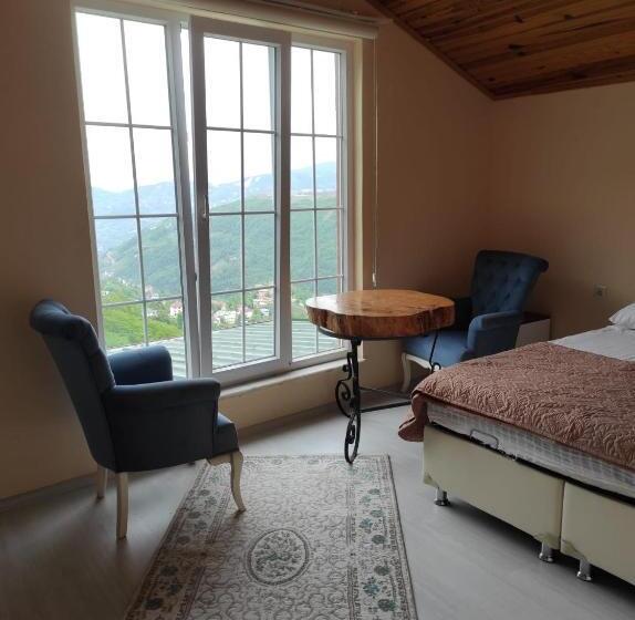 Bed and Breakfast Mahura Garden Bungalove