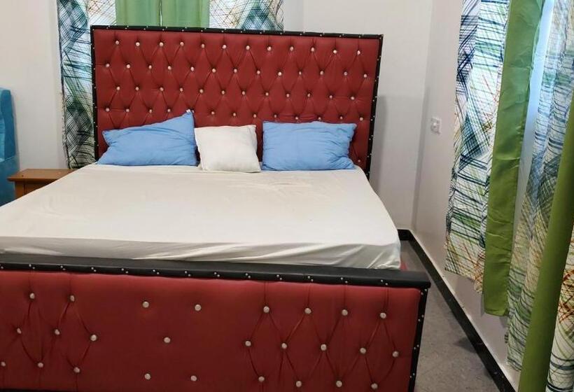 住宿加早餐 Maneno House