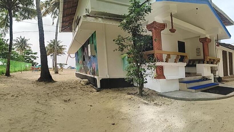 住宿加早餐 Marari Blue Whale Beach House