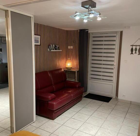 민박 Studio 3 Mn De La Plage Terrasse Vélos Proche De La Ville Fortifiée