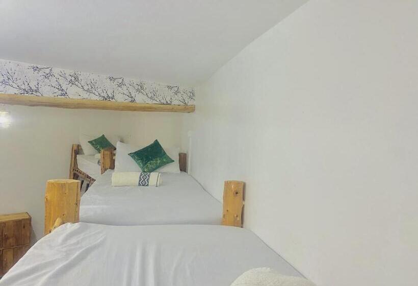 Bed and Breakfast Tizaou Guest House