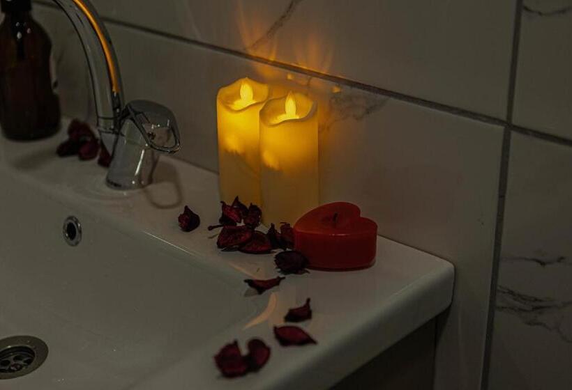 City Night Suites & Hotels