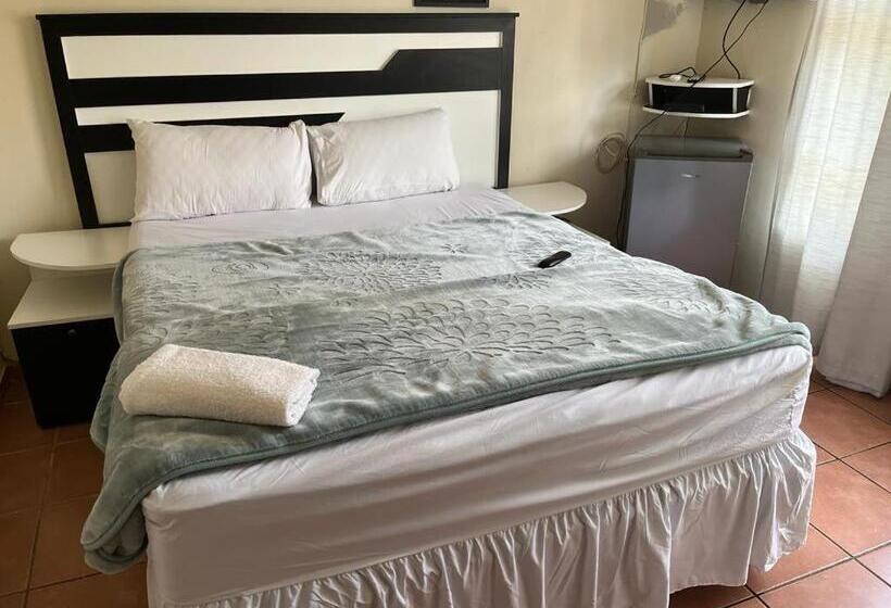 Ecos Platinum Contractors B&b