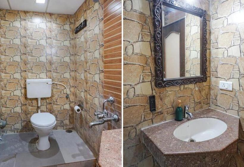 Fabhotel Lotus Resort