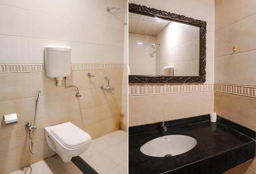 Fabhotel Lotus Resort