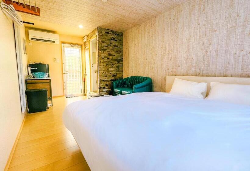 酒店 与那国むんぶステイ空港前