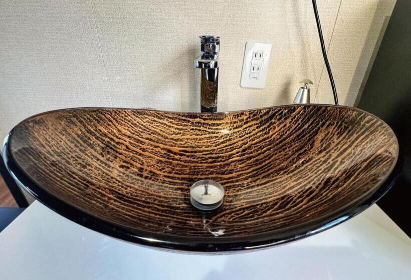 酒店 与那国むんぶステイ空港前