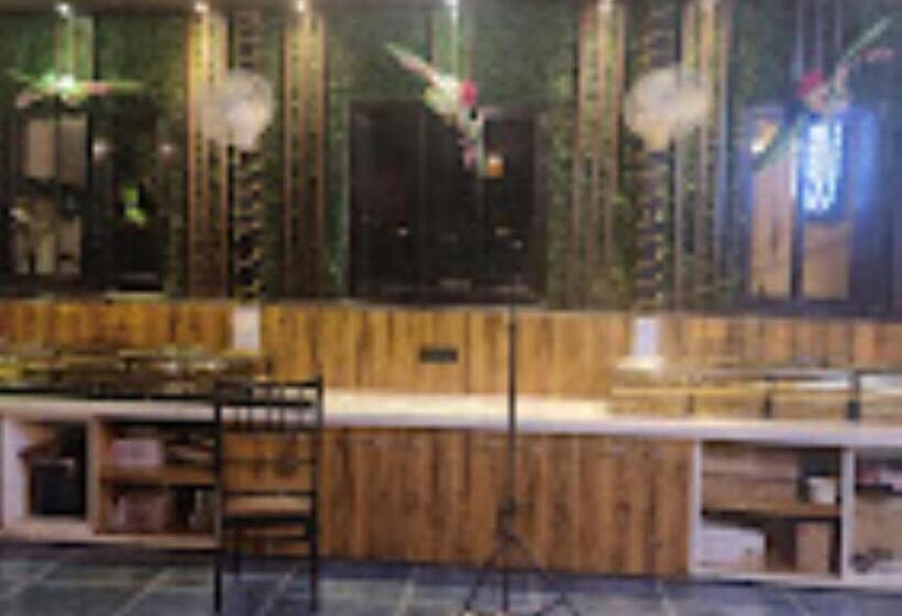 فندق Ashirwad Inn Korba