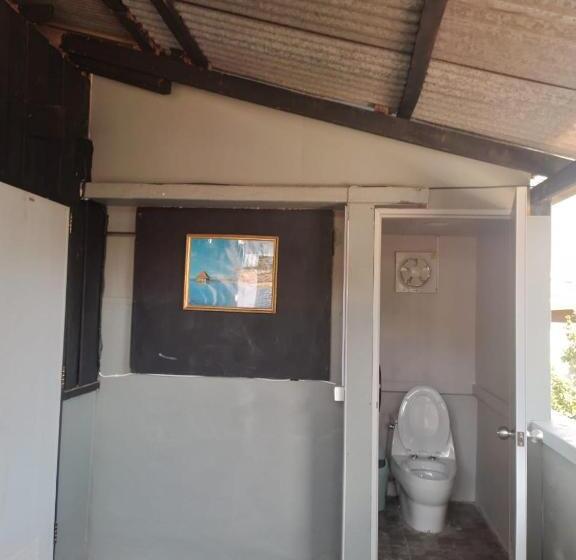 Отель Batman Guesthouse